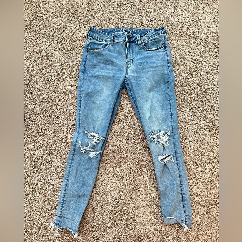 American Eagle Distressed Skinny Jeans Light Wash